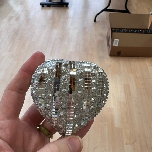 Set of 9 Bracelets including Brighton and Vintage. & cute Heart Embelished Box - Picture 14 of 15